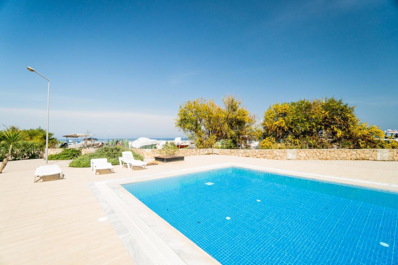Spacious Three-Bedroom Apartment With Sea View A4 Lapithos  Eksteriør bilde