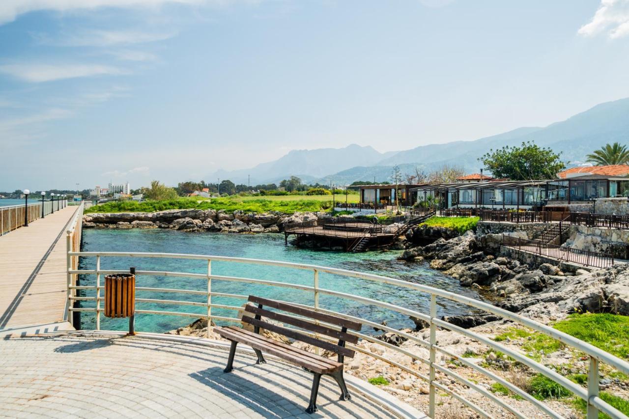 Spacious Three-Bedroom Apartment With Sea View A4 Lapithos  Eksteriør bilde