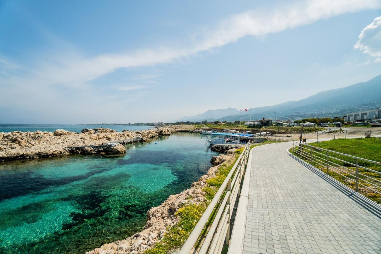 Spacious Three-Bedroom Apartment With Sea View A4 Lapithos  Eksteriør bilde
