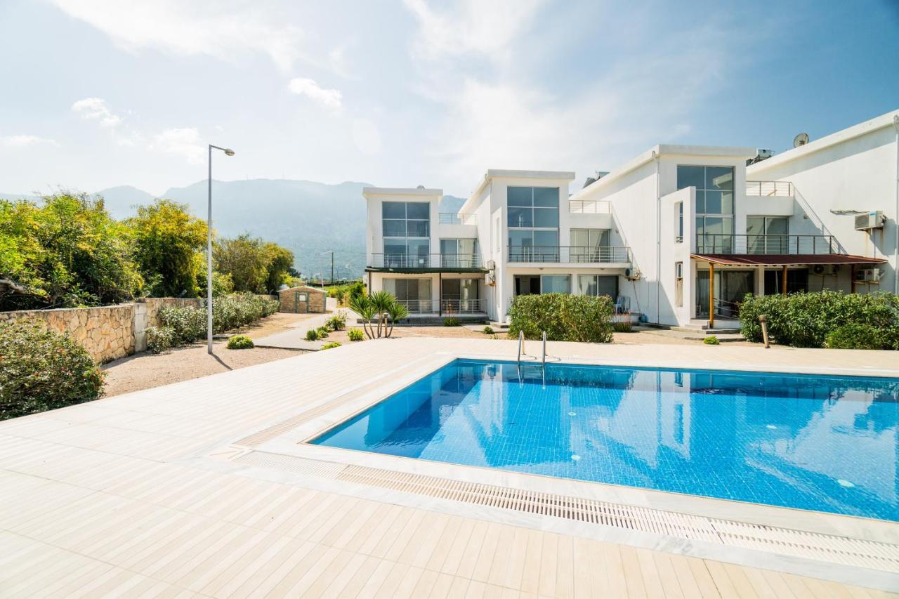 Spacious Three-Bedroom Apartment With Sea View A4 Lapithos  Eksteriør bilde